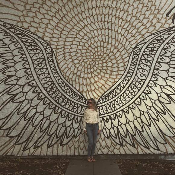 Meet your Posher, Ashley - Picture 1 of 1